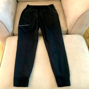 Cherokee Infinity Scrub pants size XS